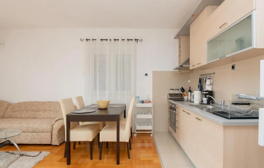 Apartman Olivera-Trogir By Villas Guide 0*, Trogir Croatia
